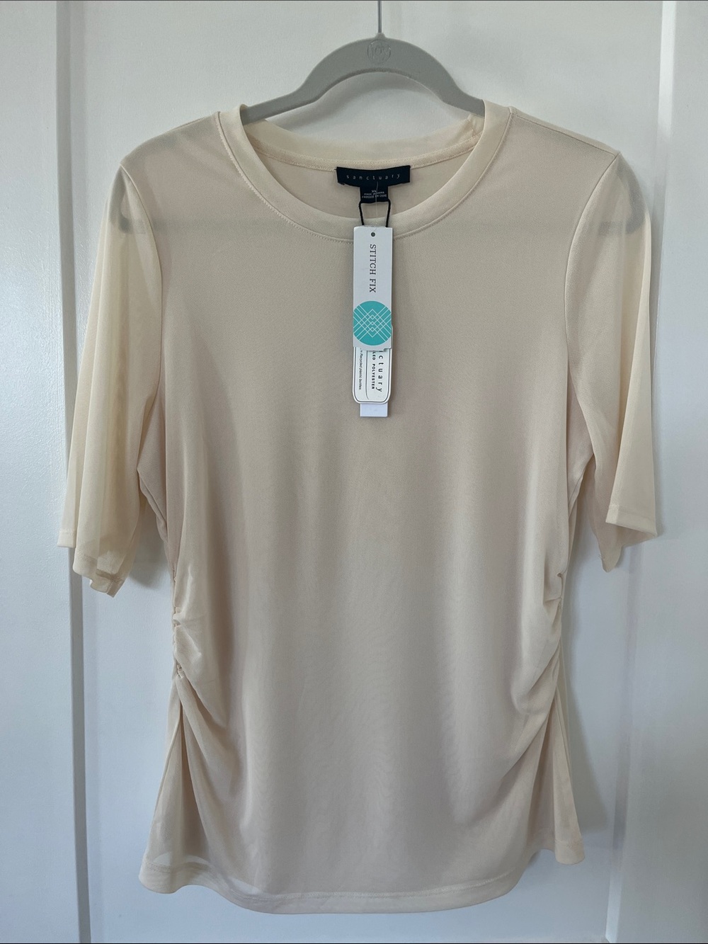 Sanctuary Cream Short-Sleeve Ruched Side Tee